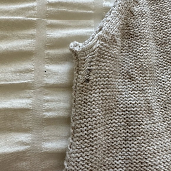 Universal Thread Beige cardigan sweater sleeveless with side ties size XS - Picture 5 of 7